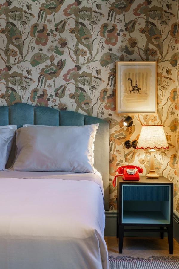 פורטו The Editory Boulevard Aliados Hotel - Preferred Hotels מראה חיצוני תמונה A bedroom at the Hotel