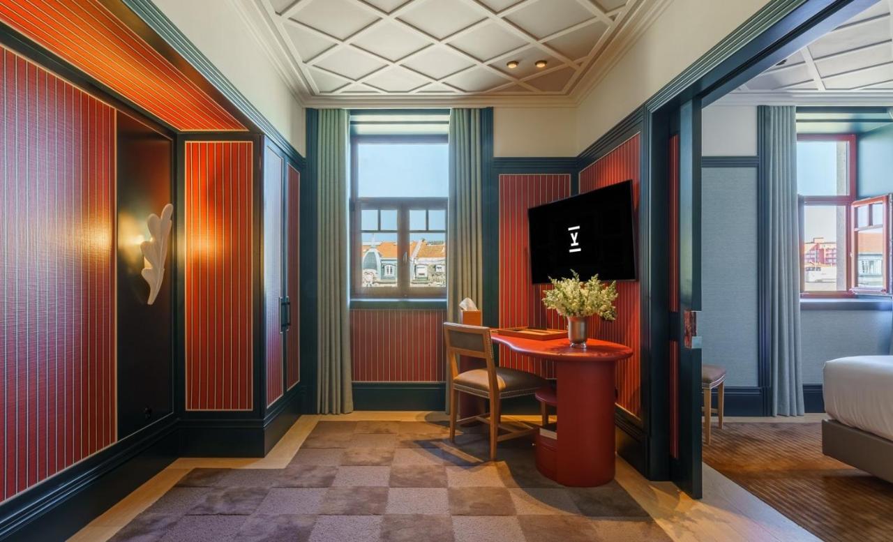 פורטו The Editory Boulevard Aliados Hotel - Preferred Hotels מראה חיצוני תמונה A suite at the hotel