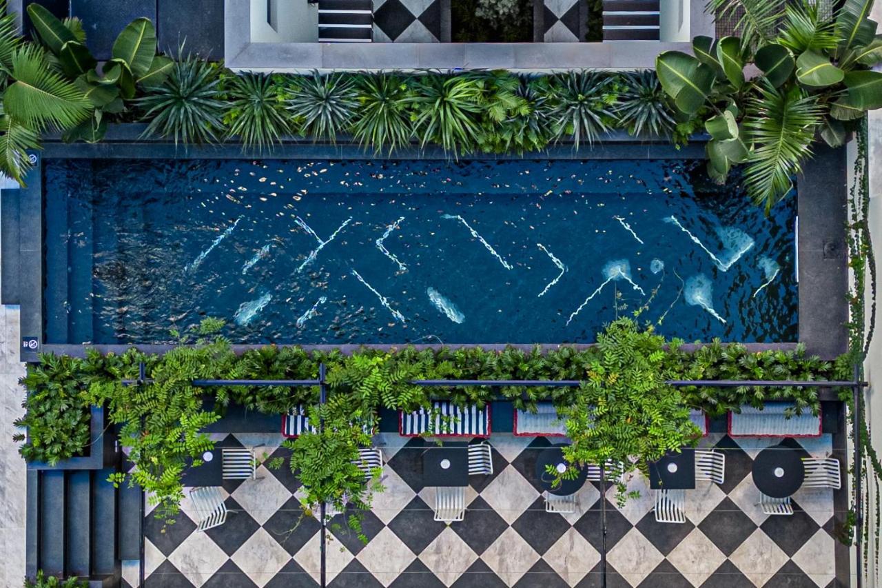 פורטו The Editory Boulevard Aliados Hotel - Preferred Hotels מראה חיצוני תמונה The pool at the hotel